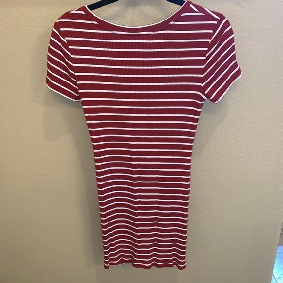 Forever 21 t-shirt dress - Picture 2 of 7